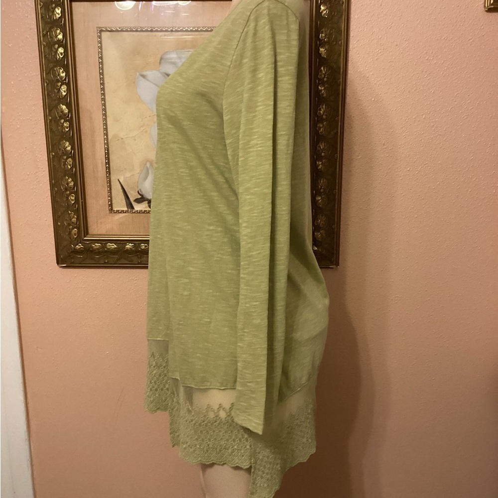Soft Surroundings Asymmetrical Long Sleeve Lace Size Medium - Picture 5 of 13